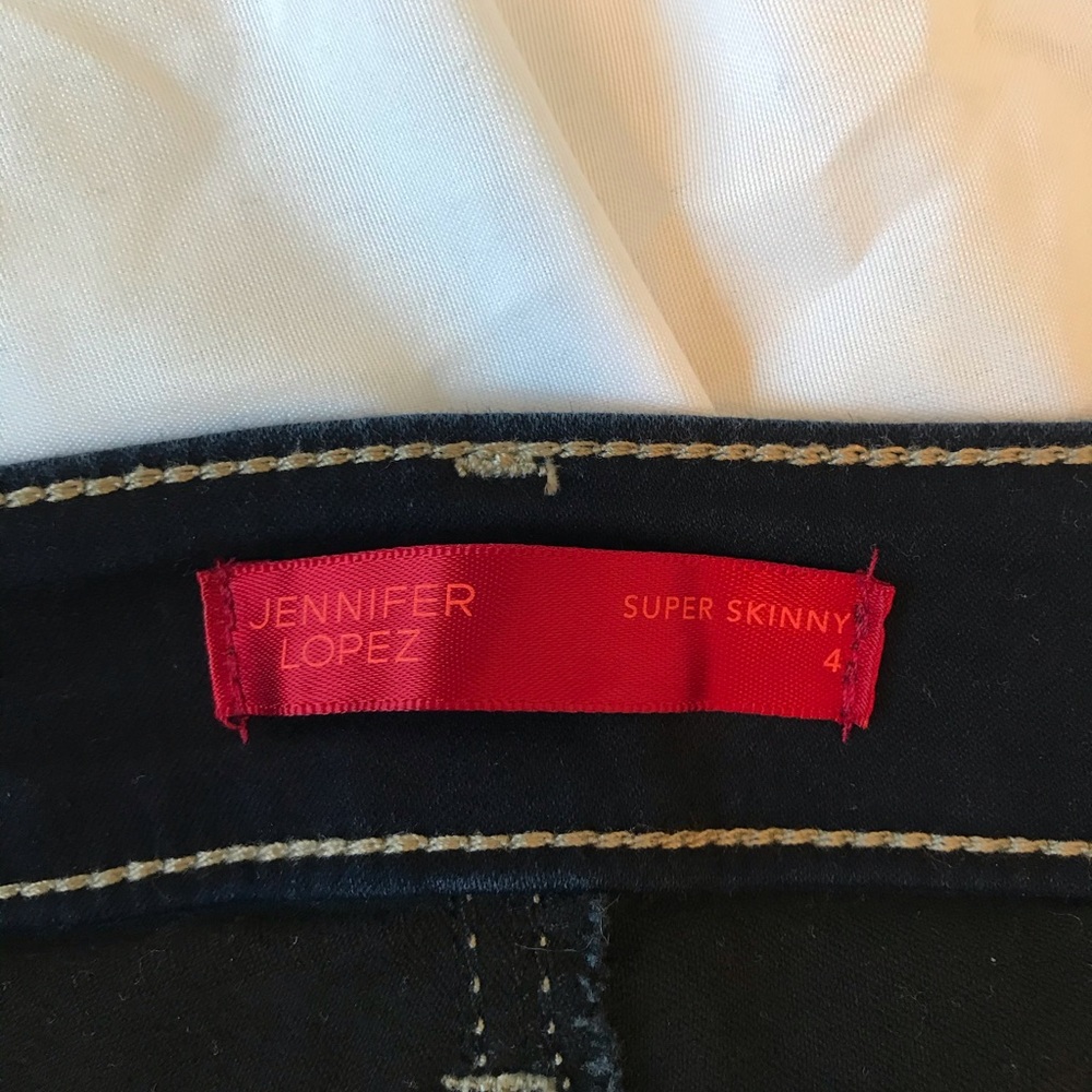 Jennifer Lopez stretchy denim jeans .size 4 - Picture 7 of 8